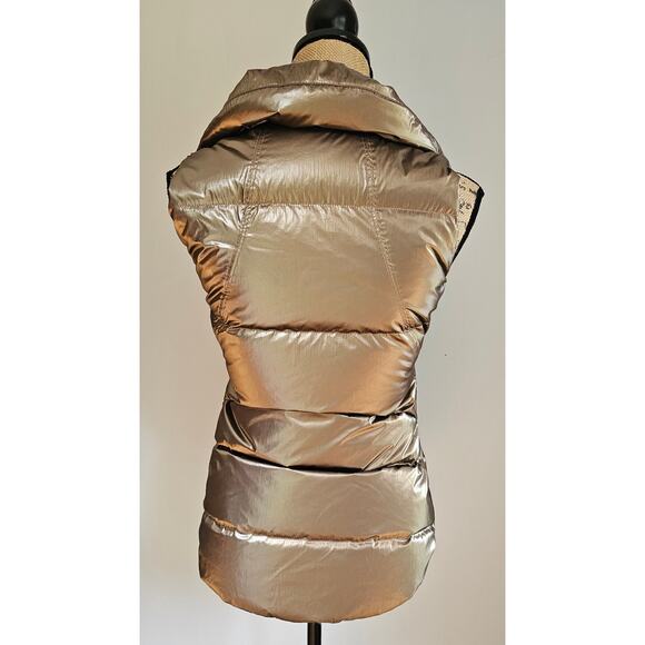 Athleta Downtown Metallic Gold Puffer Vest, Sports, Womens Sz XXS, New, NWOT - Picture 6 of 13